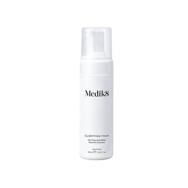 Пінка з АНА/ВНА для очищення проблемної шкіри - Medik8 Clarifying Foam P08749-MM фото